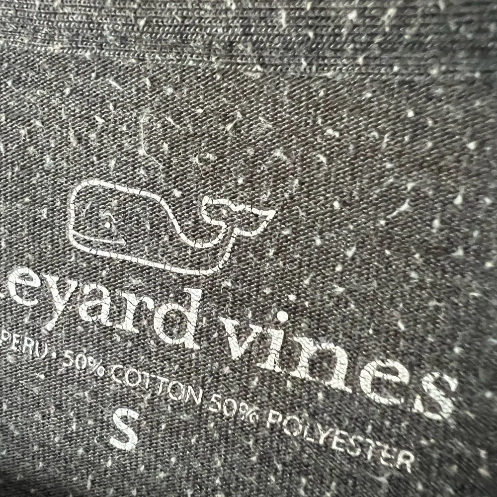 Vineyard vines guitar long sleeve tee Small - Picture 2 of 4